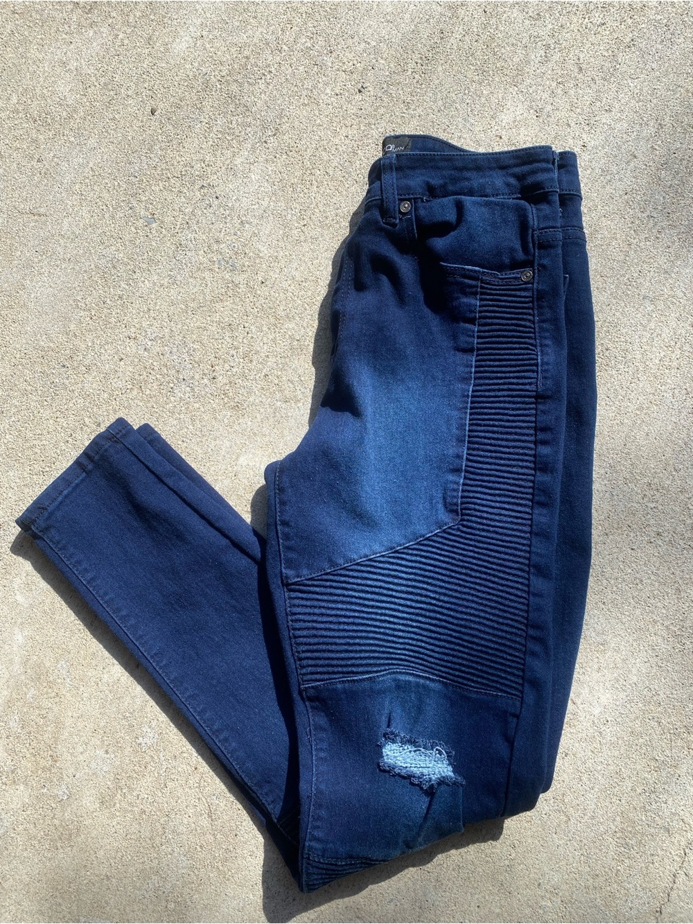 Men’s Dark Blue Moto Skinny Jeans Distressed New